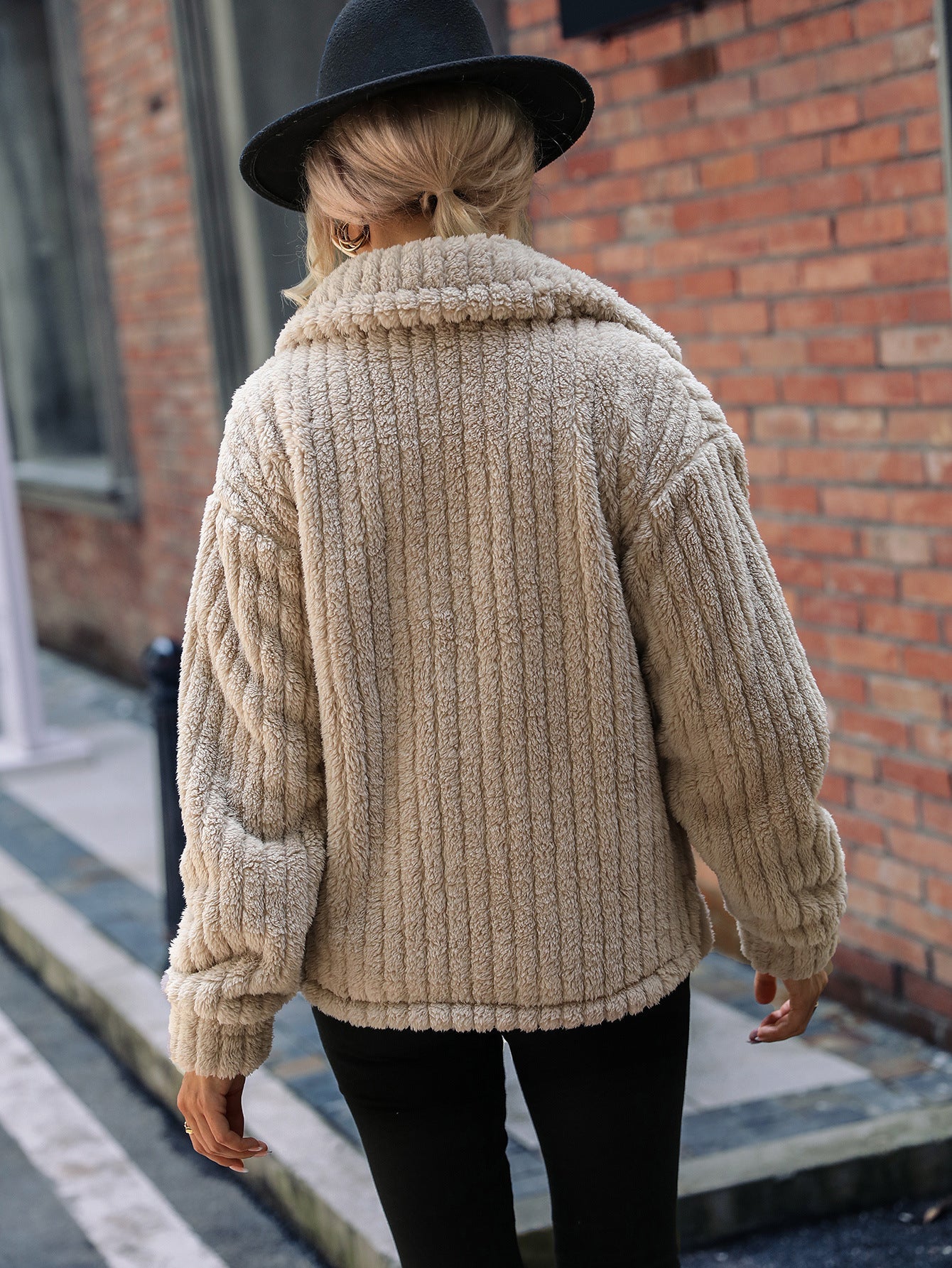 Chunky Knit Shacket | Oversized Fit | Warm and Stylish | Casual Outerwear