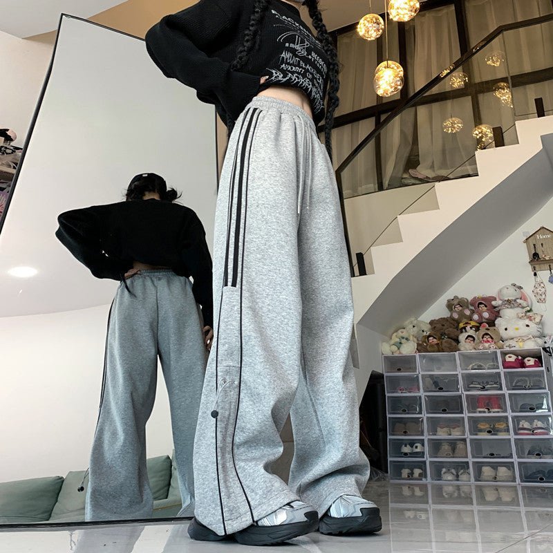Wide-Leg Sweatpants | Side Stripe Detail | Ultra-Comfort Fit | Casual Streetwear