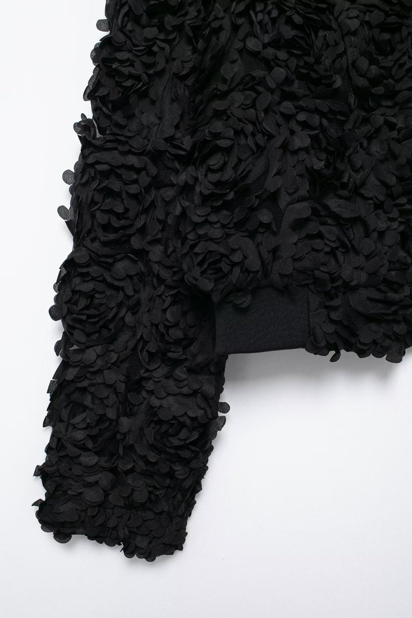 Chic Textured Zip-Up Jacket | Stylish Cropped Fit | Faux Fur Design | Evening Wear