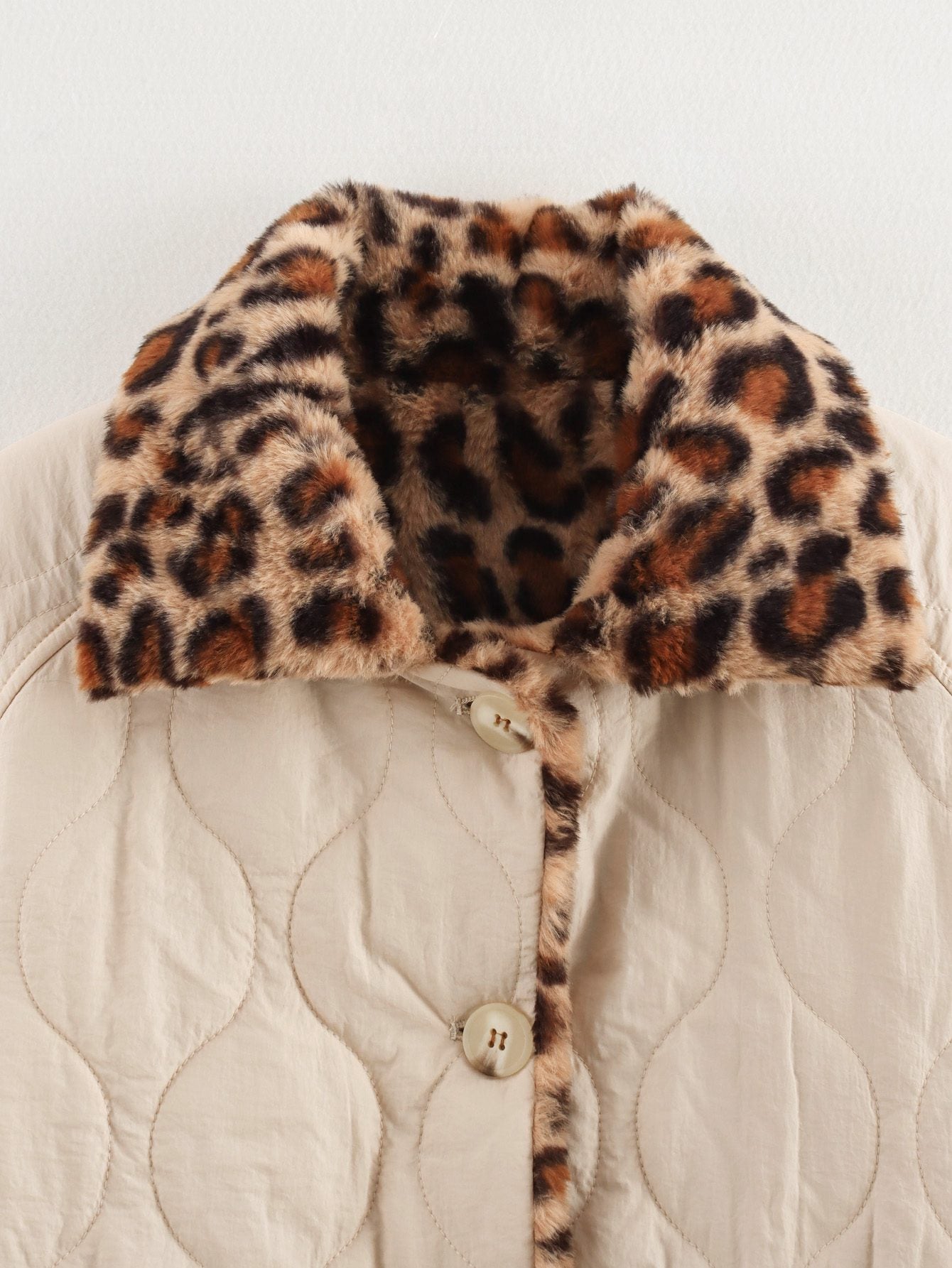 Reversible Quilted Jacket | Leopard Print Detail | Warm Polyester Blend | Versatile Winter Outerwear