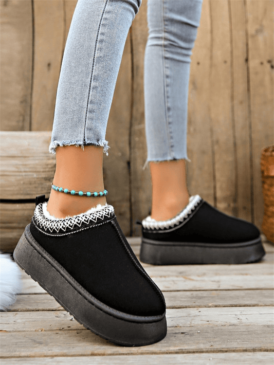 Cozy Fleece-Lined Slip-On Shoes | Winter Warmth | Non-Slip Sole | Casual Comfort