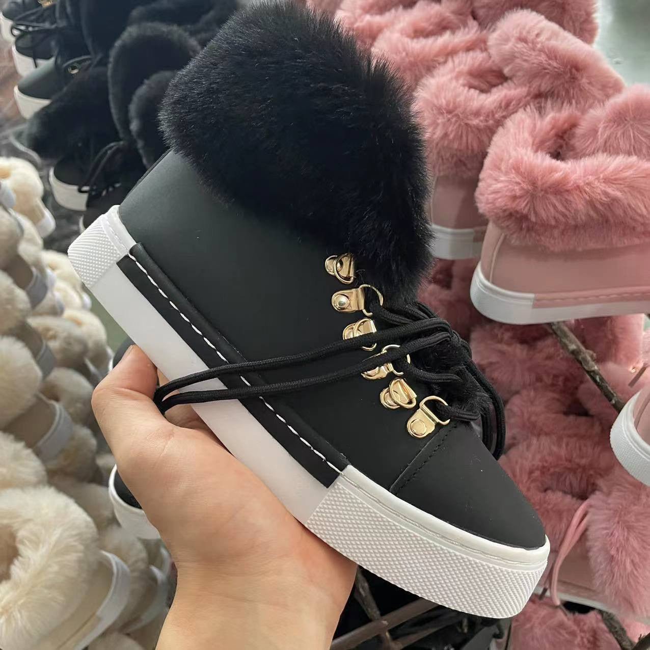 Cozy Winter Sneakers | Faux Fur Lined | Lace-Up Design | Casual Comfort