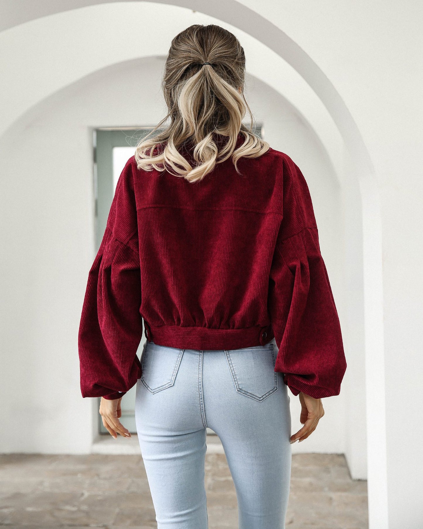 Cropped Corduroy Jacket | Statement Piece | Soft Texture | Casual Layering