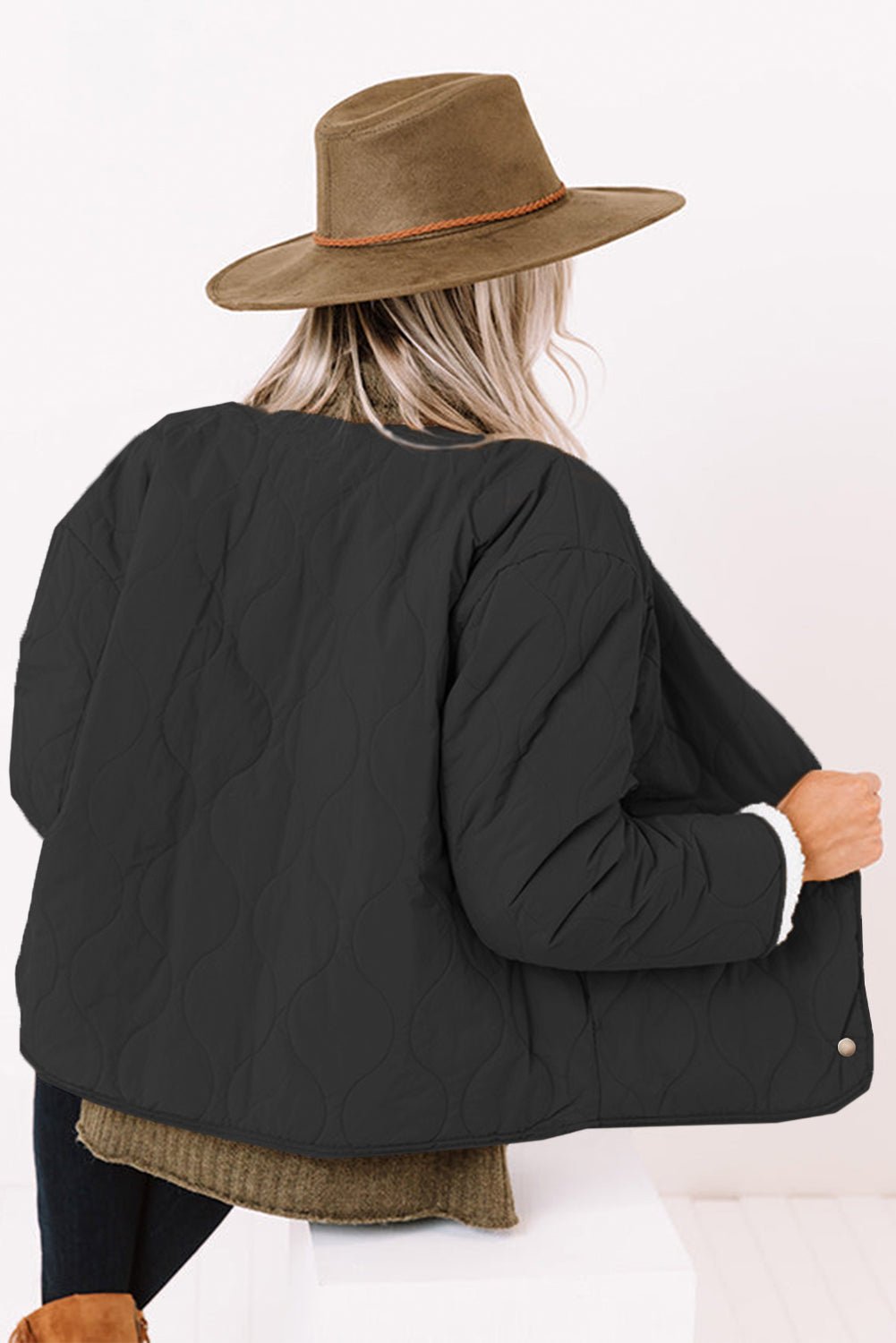 Reversible Quilted Jacket | Sherpa Lining | Snap-Button Closure | Versatile Warmth
