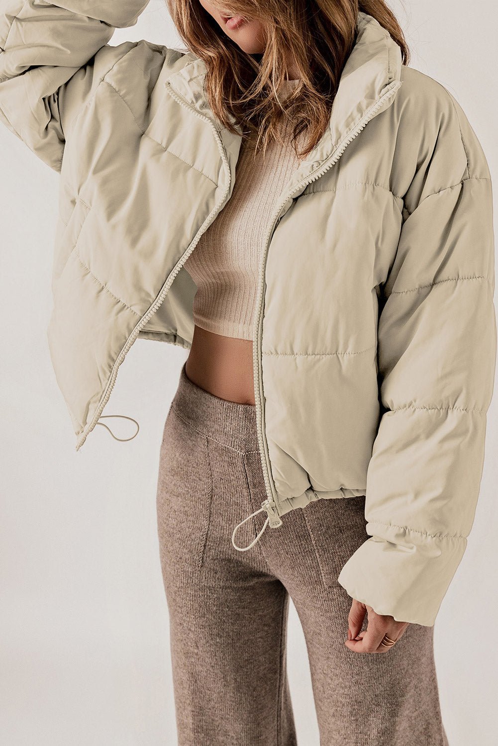 Cropped Puffer Jacket | High Collar | Lightweight Warmth | Winter Casual