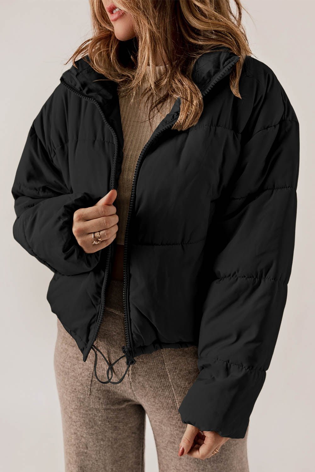 Cropped Puffer Jacket | Lightweight Warmth | Drawstring Hem | Casual Winter Style