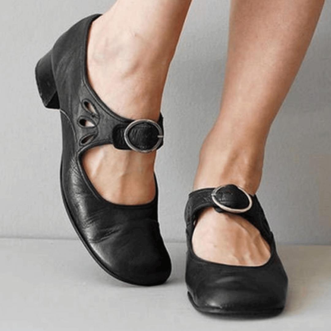 Vintage Mary Jane Shoes | Low Heel Comfort | Cut-Out Strap Detail
