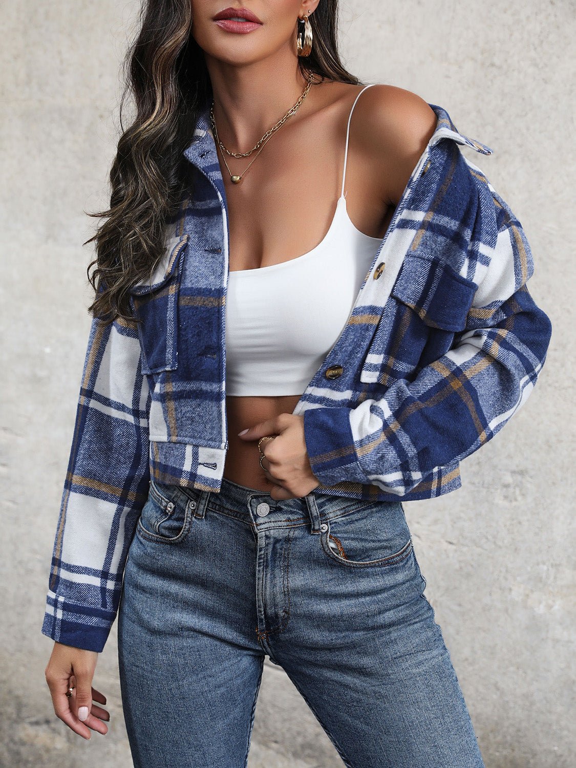 Cropped Plaid Jacket | Trendy Button-Down Design | Lightweight Polyester Blend | Casual Layering