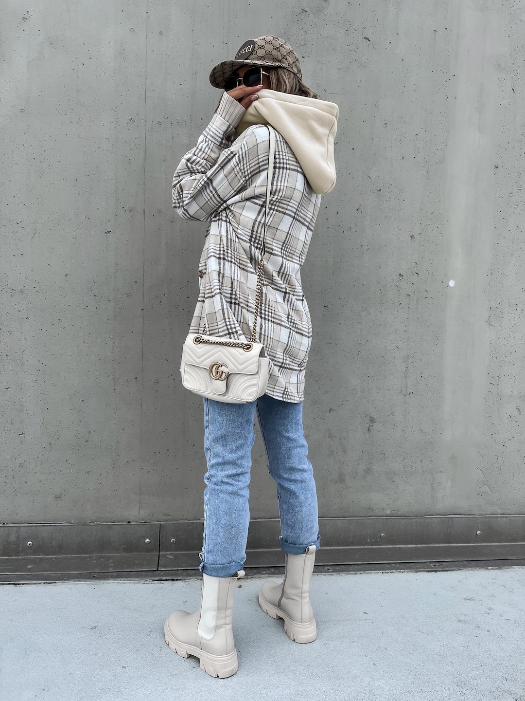 Oversized Plaid Shacket | Brushed Wool-Blend Feel | Everyday Transitional Layer | Relaxed Street Style