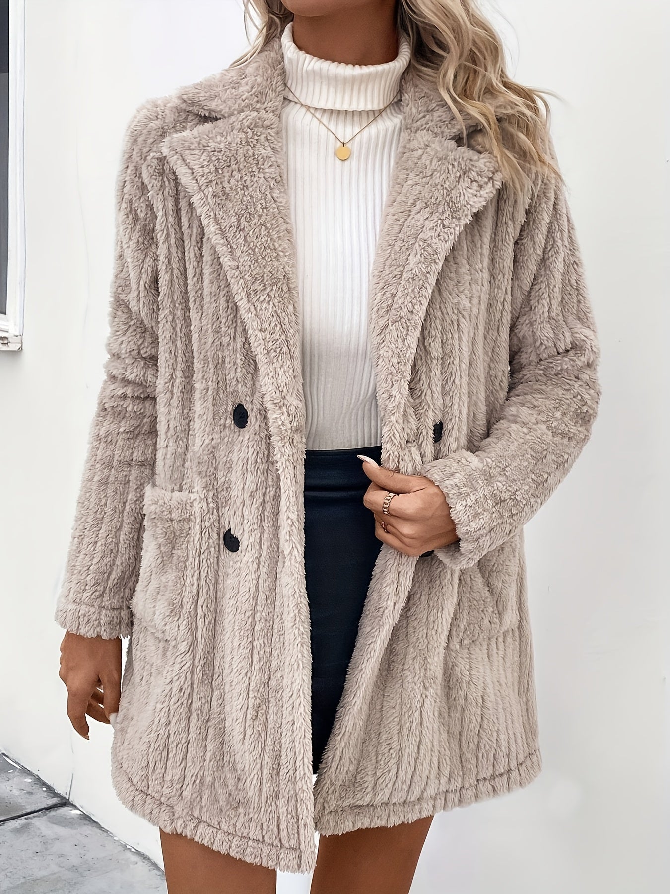 Double-Breasted Teddy Coat | Soft Plush Texture | Mid-Length | Casual Winter Style