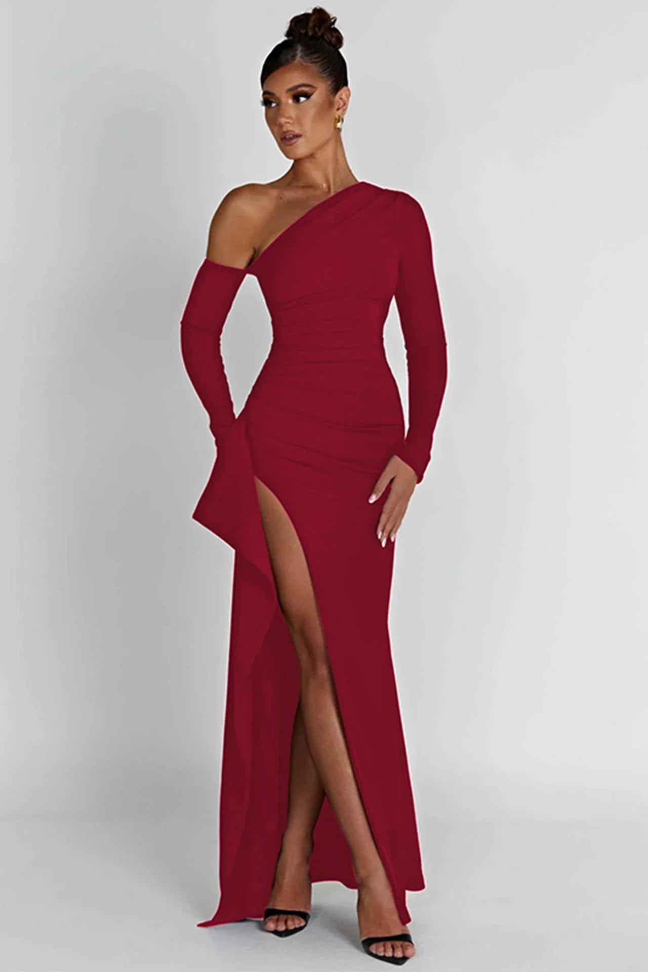 One-Shoulder Evening Gown | Elegant Slit Detail | Figure-Hugging Fit | Formal Wear