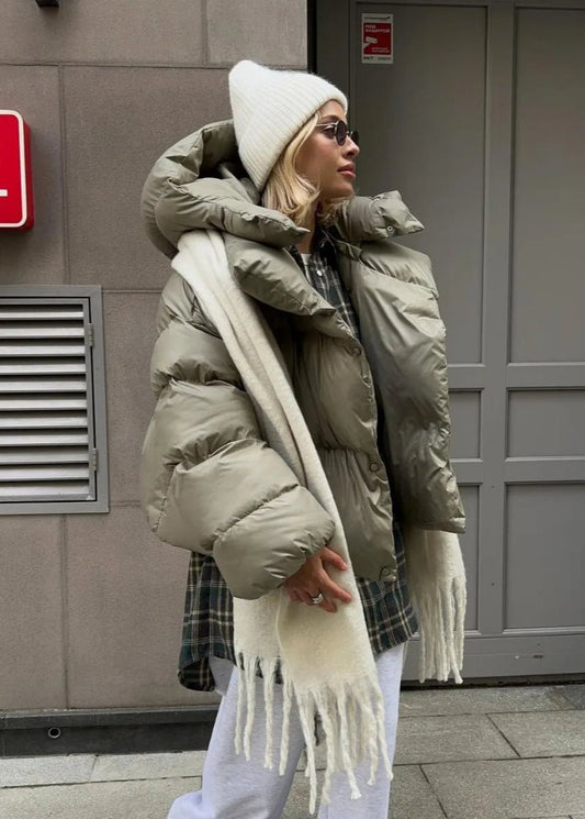 Cropped Puffer Jacket | High Collar Design | Warm Insulation | Modern Winter Style