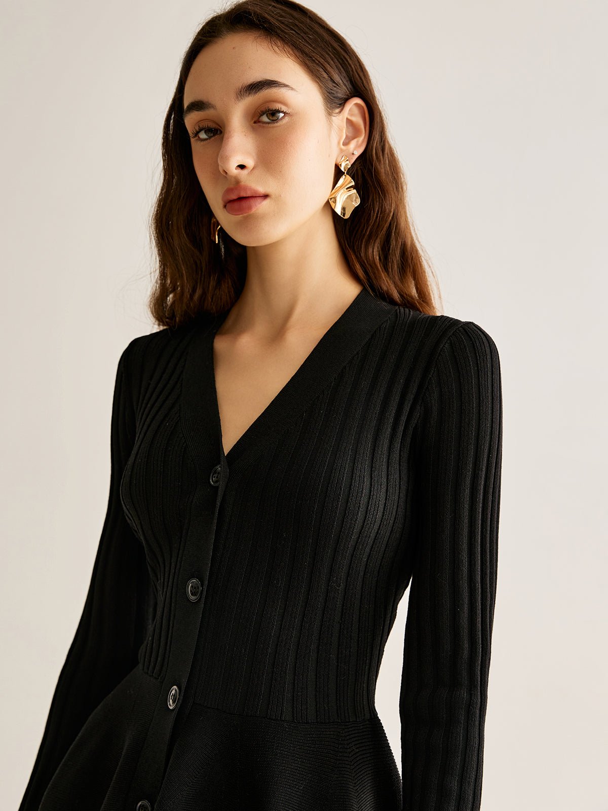 Flared Knit Mini Dress | Button-Down Detail | Soft Stretch Fabric | Effortless Elegance