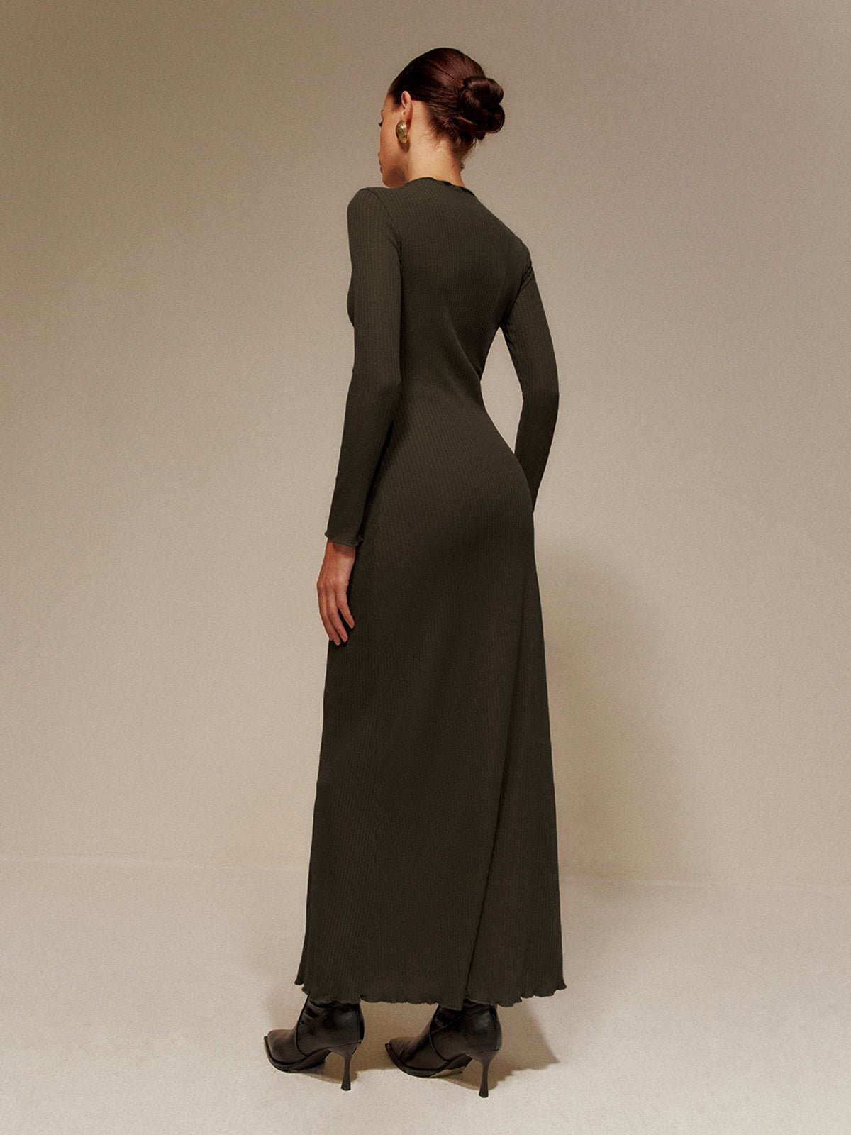 Belted Ribbed Knit Maxi Dress | Flattering A-Line Silhouette | Soft Stretch Fabric | Elegant Minimalist Style
