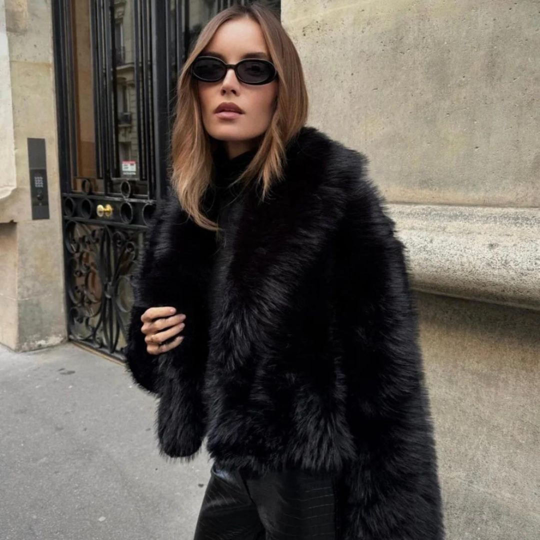 Women’s Synthetic Fur Oversized Jacket | Plush Cold-Weather Layer | Streetwear Luxe Look