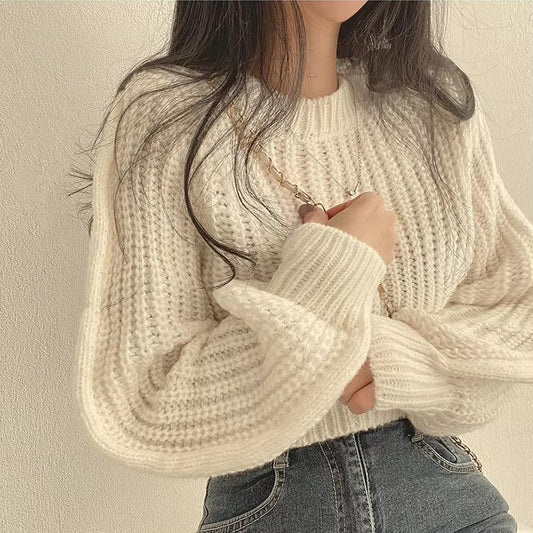 Chunky Knit Sweater | Cropped Fit | Soft Acrylic Blend | Casual Winter Wardrobe