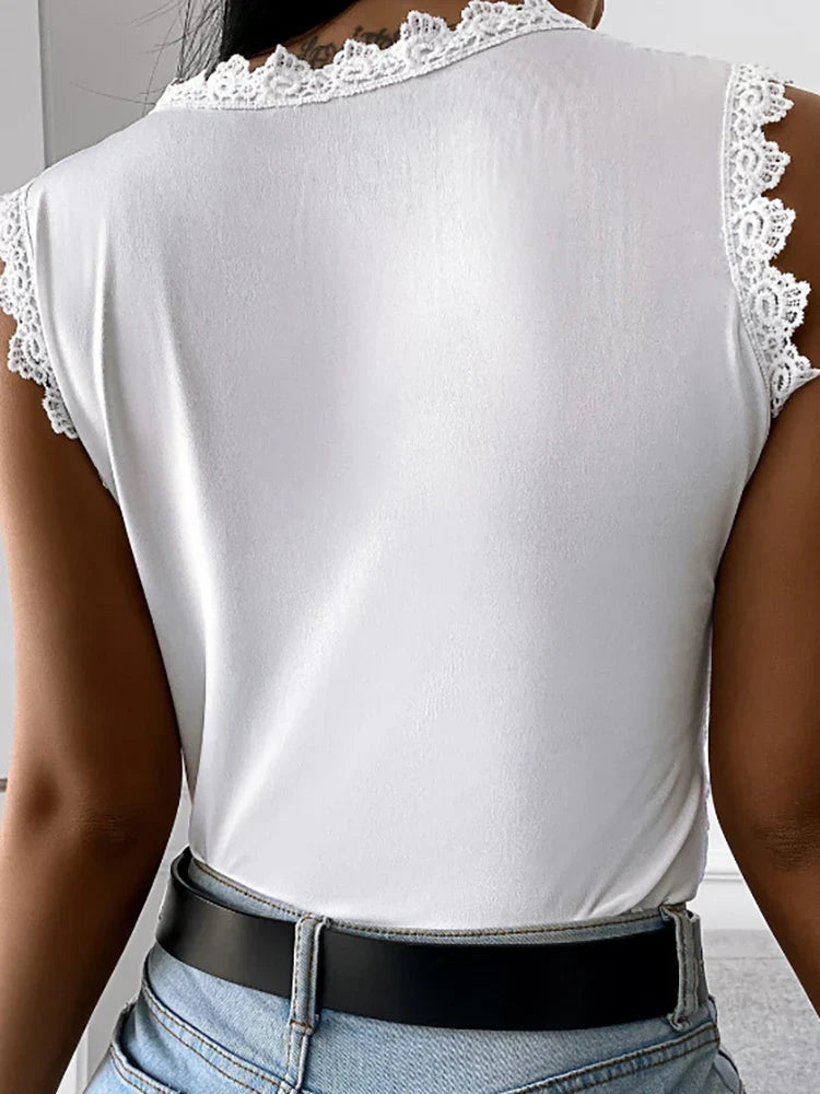 Sleeveless Floral Lace Top | Scalloped Edge | Elegant Summer Tank