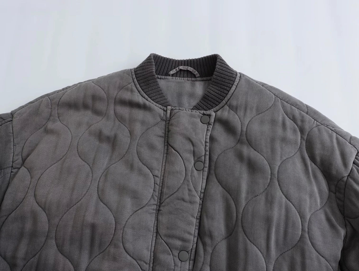 Unisex Quilted Bomber Jacket | Oversized Fit & Lightweight | Casual Street Style