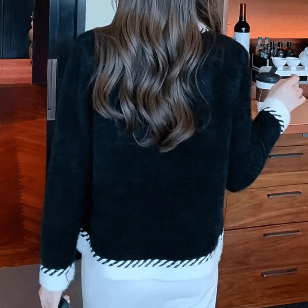 Chic Contrast-Trim Tweed Cardigan | Elegant & Stylish | Soft Knit | Classic Look