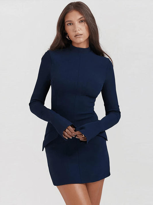 Chic Long-Sleeve Mini Dress | Figure-Flattering Fit | Ribbed Knit | Versatile Style