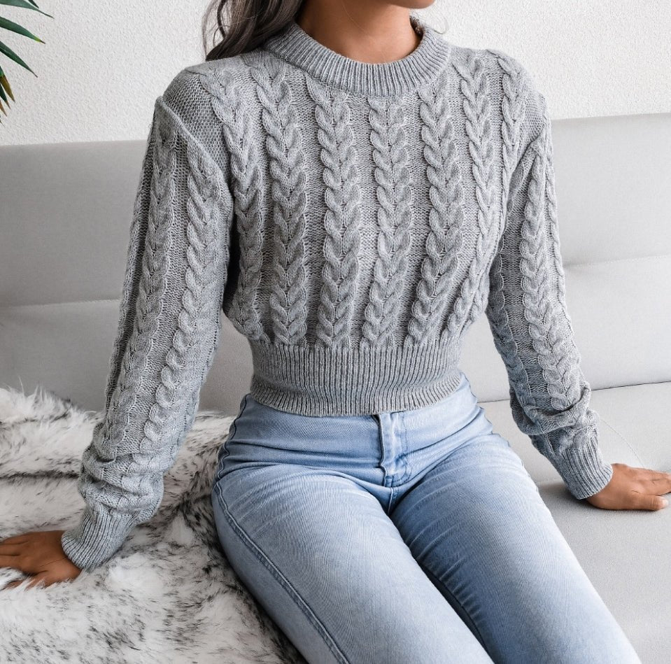 Cropped Cable-Knit Sweater | Crew Neck | Soft and Stylish