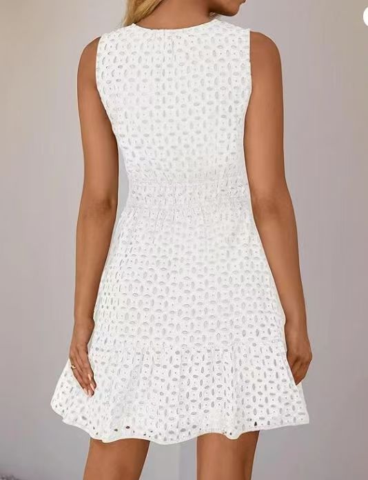 Sleeveless Eyelet Dress | Fit-and-Flare with Tiered Hem | Lightweight Summer Style