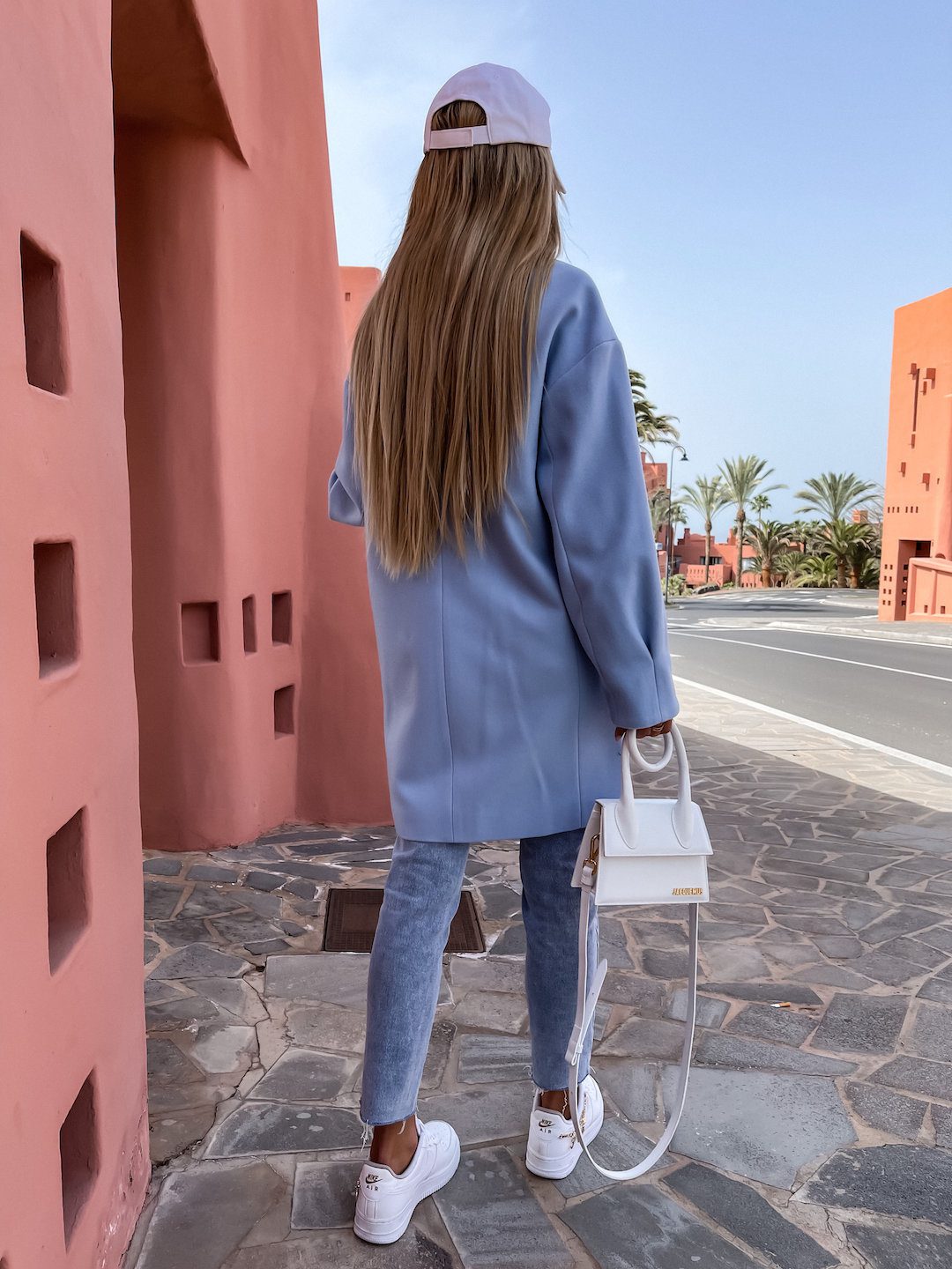 Chic Double-Breasted Long Coat | Tailored Fit | Wool-Blend Fabric | Versatile Winter Outerwear