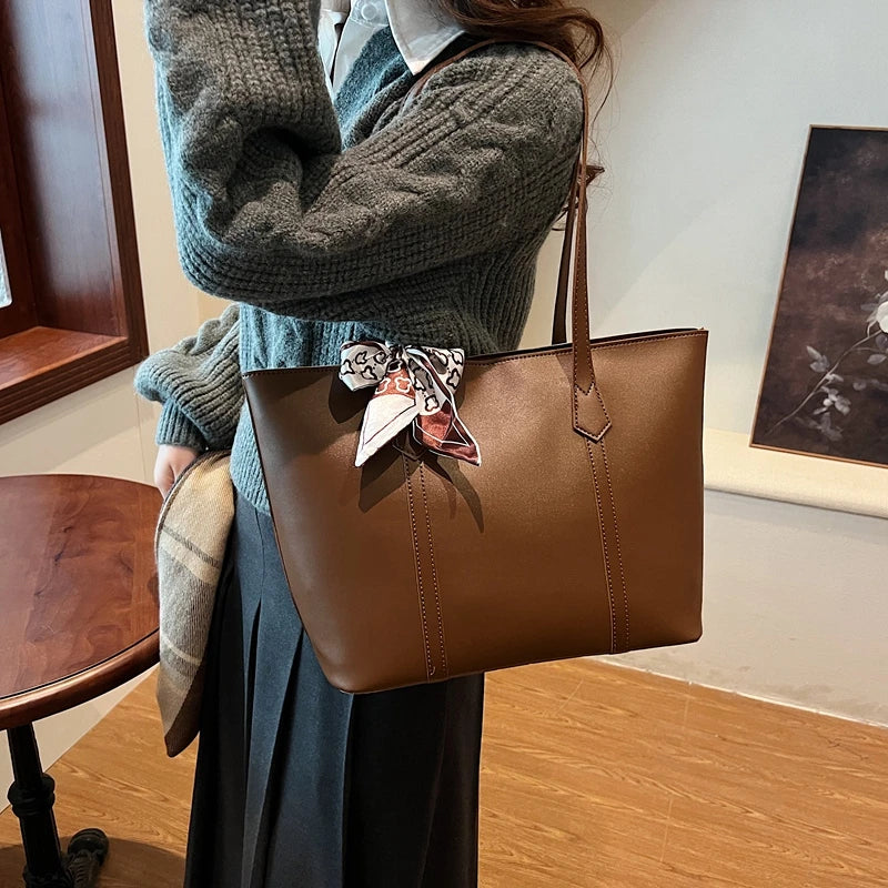 Oversized PU Tote Bag | Contrast Strap & Magnetic Closure | Casual Streetwear Carryall