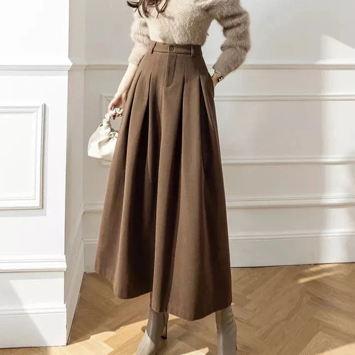 High-Waisted Pleated Maxi Skirt | Wool Blend | Elegant Fall and Winter Style
