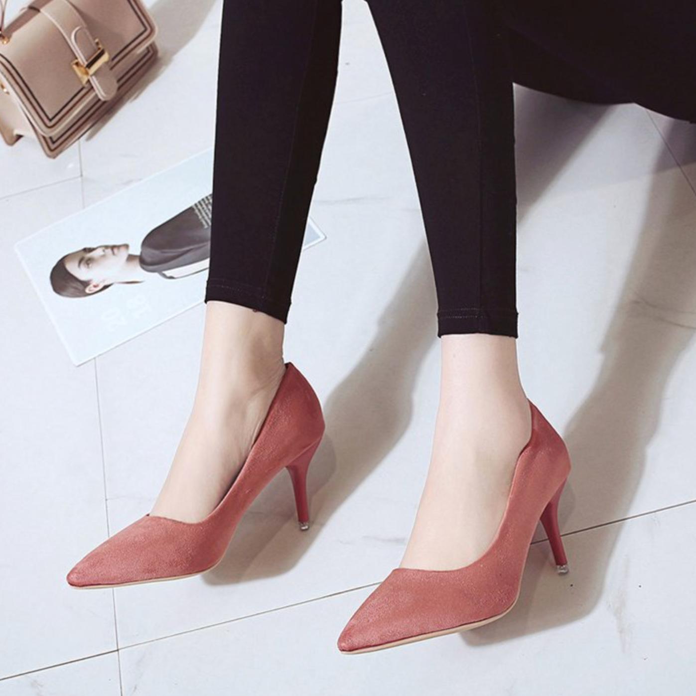 Pointed-Toe Kitten Heel Pumps | Animal Print Finish | Elegant Slip-On Style