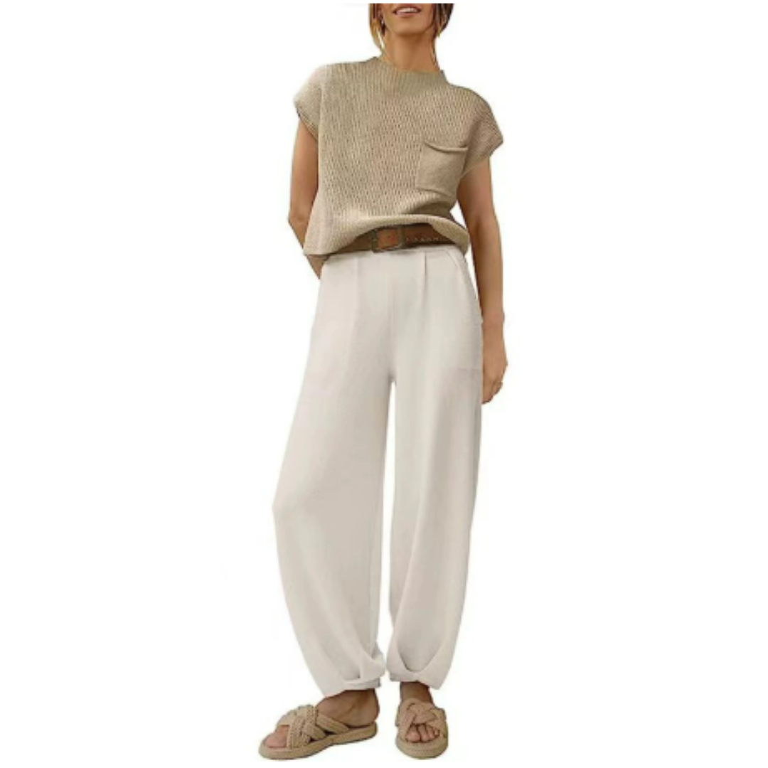 Two-Piece Lounge Set | Relaxed Fit Tee & Tapered Pants | Everyday Casual Comfort
