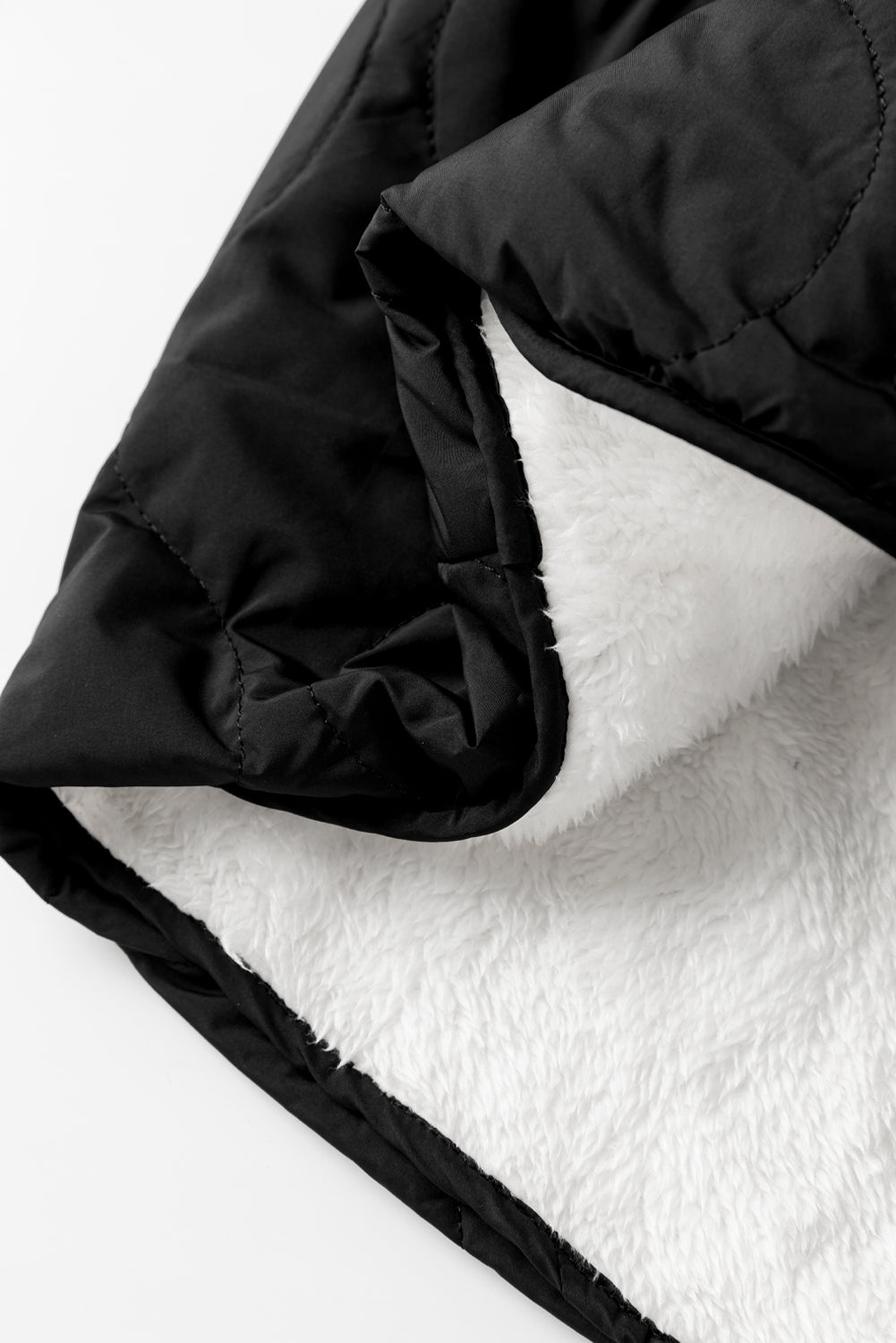 Reversible Quilted Jacket | Sherpa Lining | Snap-Button Closure | Versatile Warmth