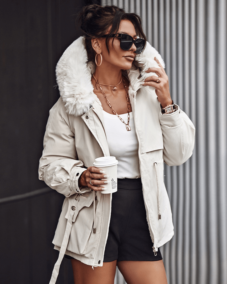 Luxe Fur-Trimmed Winter Jacket | Short Parka | Warm & Stylish