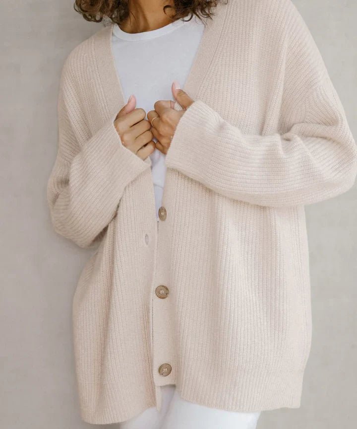 Women's Oversized Knit Cardigan | Button-Front Design | Soft & Cozy Layer