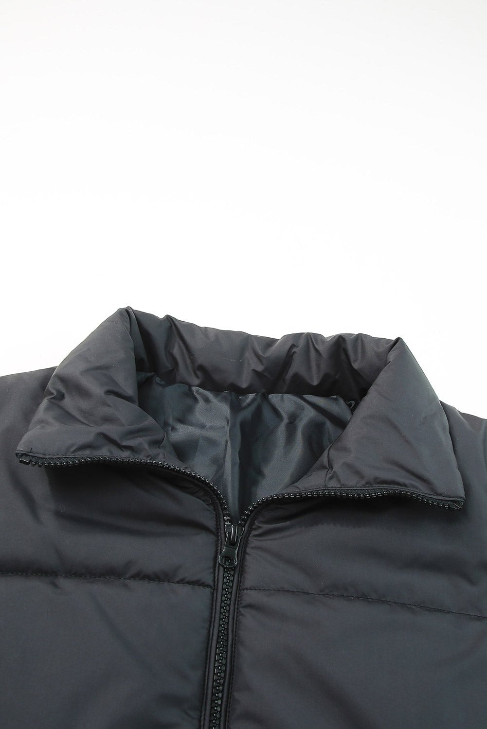 Cropped Puffer Jacket | Lightweight Warmth | Drawstring Hem | Casual Winter Style