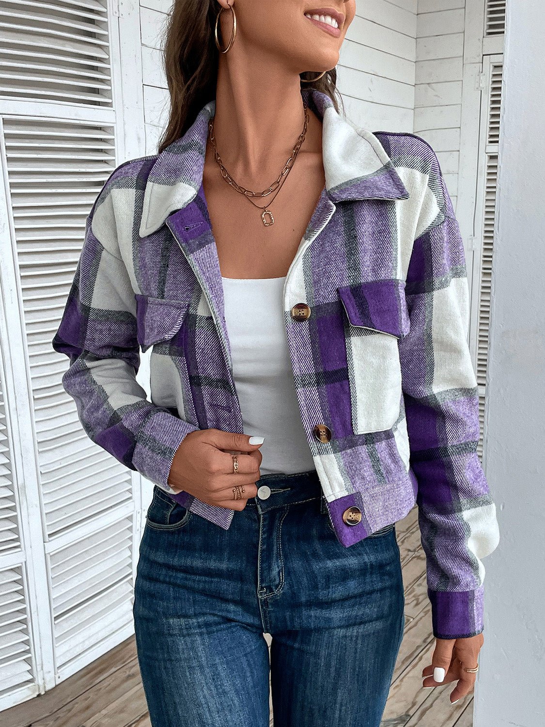 Cropped Plaid Jacket | Trendy Button-Down Design | Lightweight Polyester Blend | Casual Layering