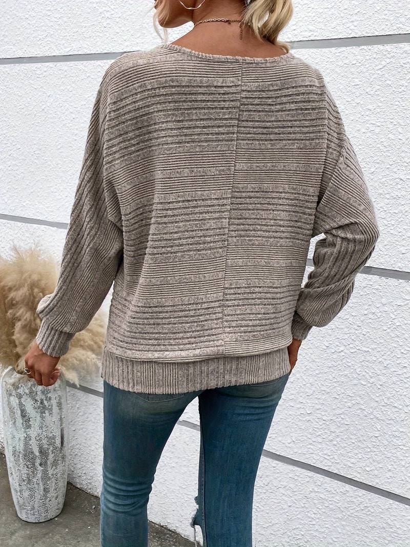 Chic Knit Pullover Sweater | Lightweight Comfort | Soft Acrylic Blend | Casual Everyday Wear