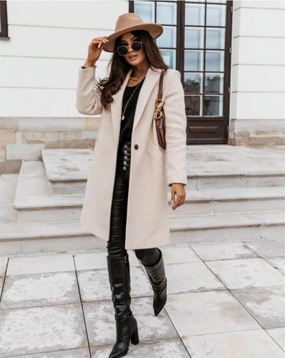 Classic Wool-Blend Coat | Tailored Fit | Effortless Elegance