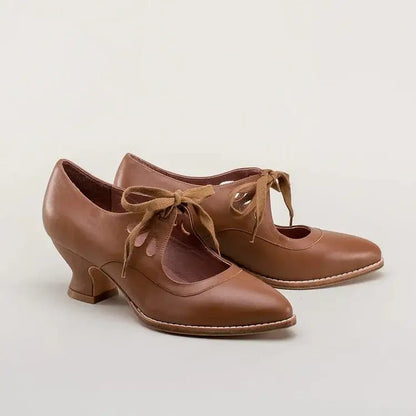 Women's Retro Heeled Oxford Shoes | Cutout Design | Low Lace-Up Heel