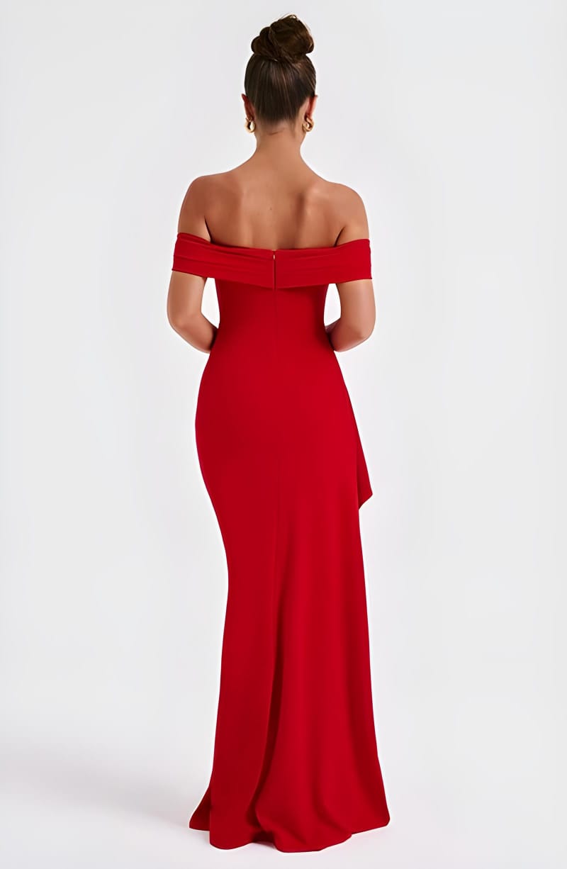 Off-Shoulder Evening Gown | Thigh-High Slit | Elegant Formal Dress