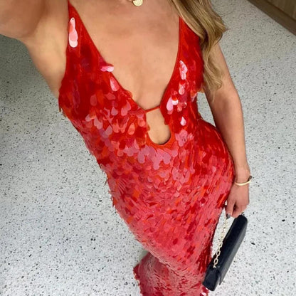 Sequin Gown | Deep V-Neck & Bodycon Fit | Red Evening Dress with Keyhole Detail