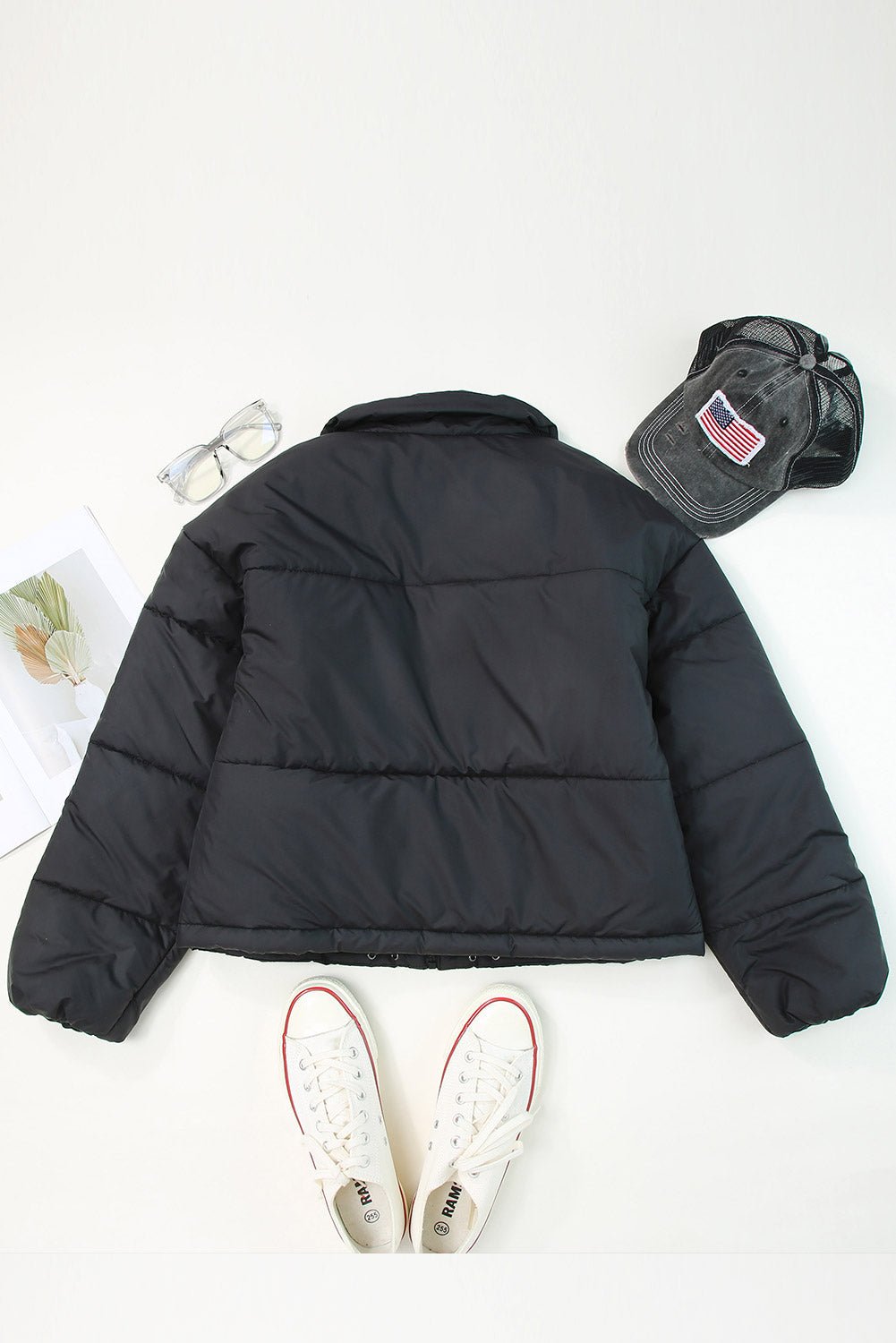 Cropped Puffer Jacket | Lightweight Warmth | Drawstring Hem | Casual Winter Style