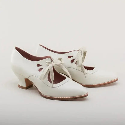 Women's Retro Heeled Oxford Shoes | Cutout Design | Low Lace-Up Heel