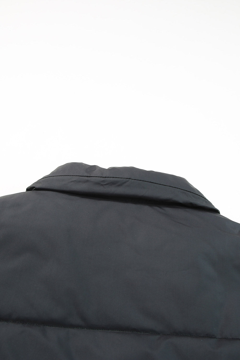 Cropped Puffer Jacket | Lightweight Warmth | Drawstring Hem | Casual Winter Style