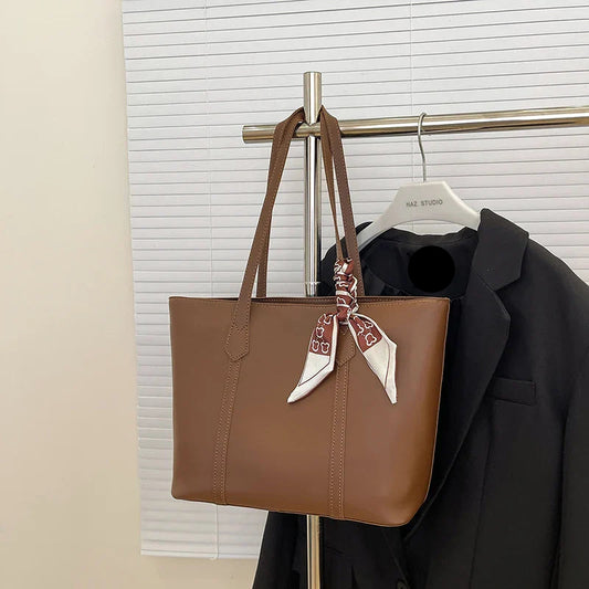 Oversized PU Tote Bag | Contrast Strap & Magnetic Closure | Casual Streetwear Carryall