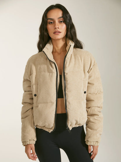 Cropped Puffer Jacket | Lightweight Insulation | Neutral Beige | Winter Casual