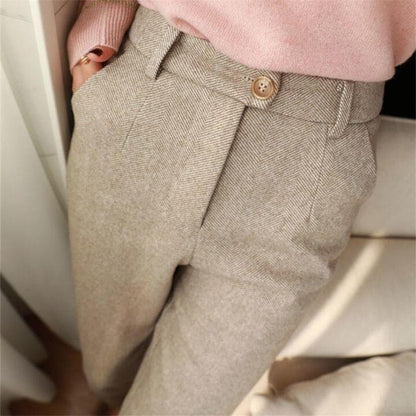 Men’s Pleated Tailored Trousers | Smart Casual Pants | Relaxed Fit with Classic Finish