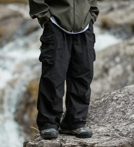 Men’s Tech Cargo Pants | Relaxed Fit | Adjustable Hem & Utility Pockets