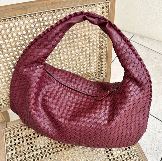 Woven Shoulder Bag | Zipper Closure | Textured Everyday Carry