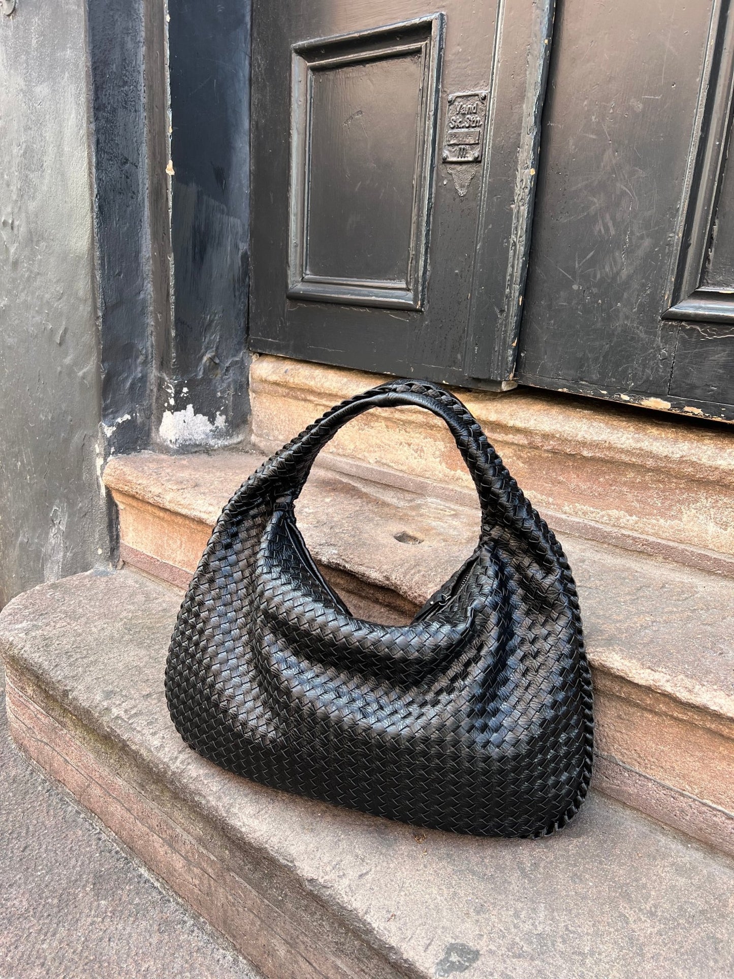 Woven Shoulder Bag | Zipper Closure | Textured Everyday Carry